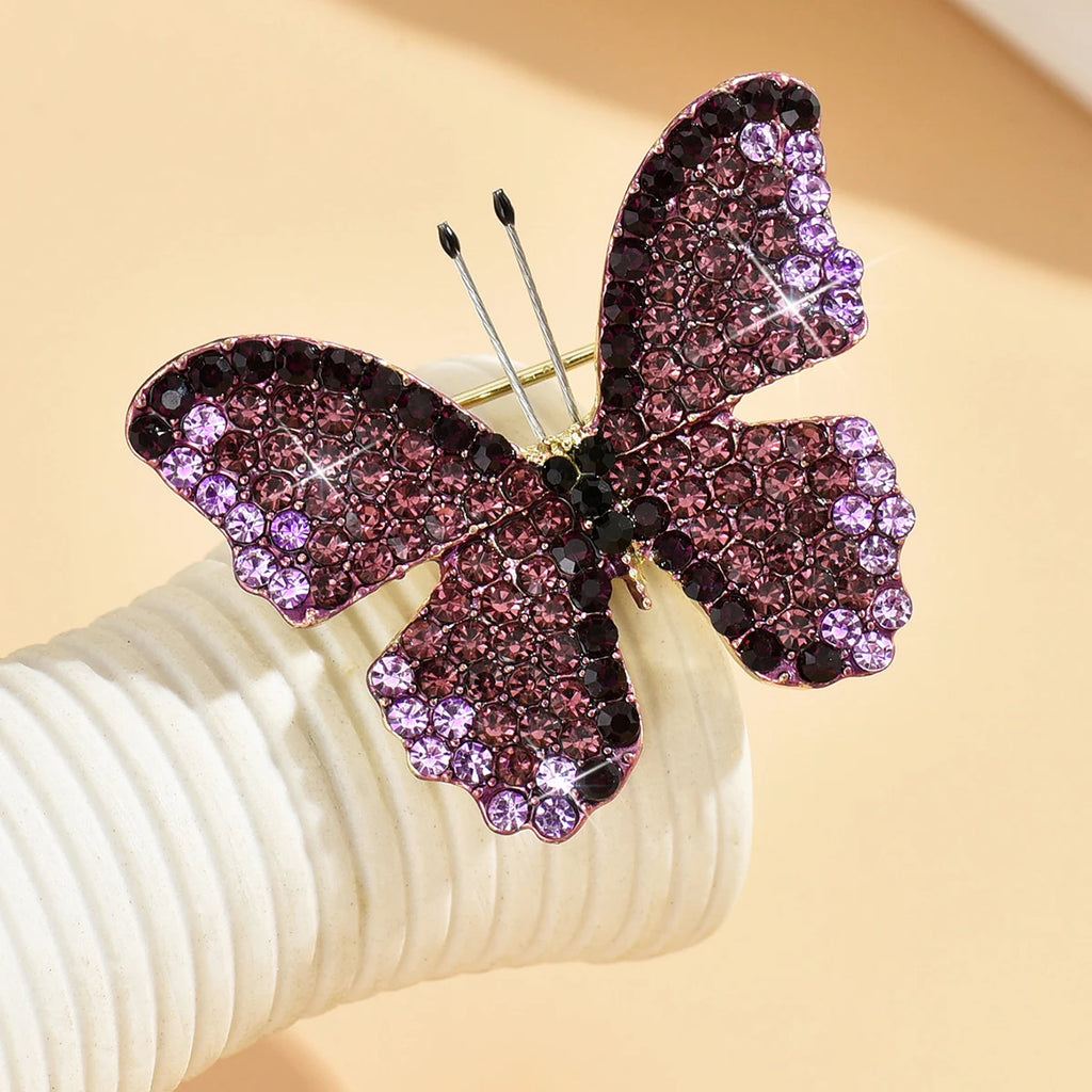 Cute butterfly brooch for women, sparkling and vibrant with forest style design