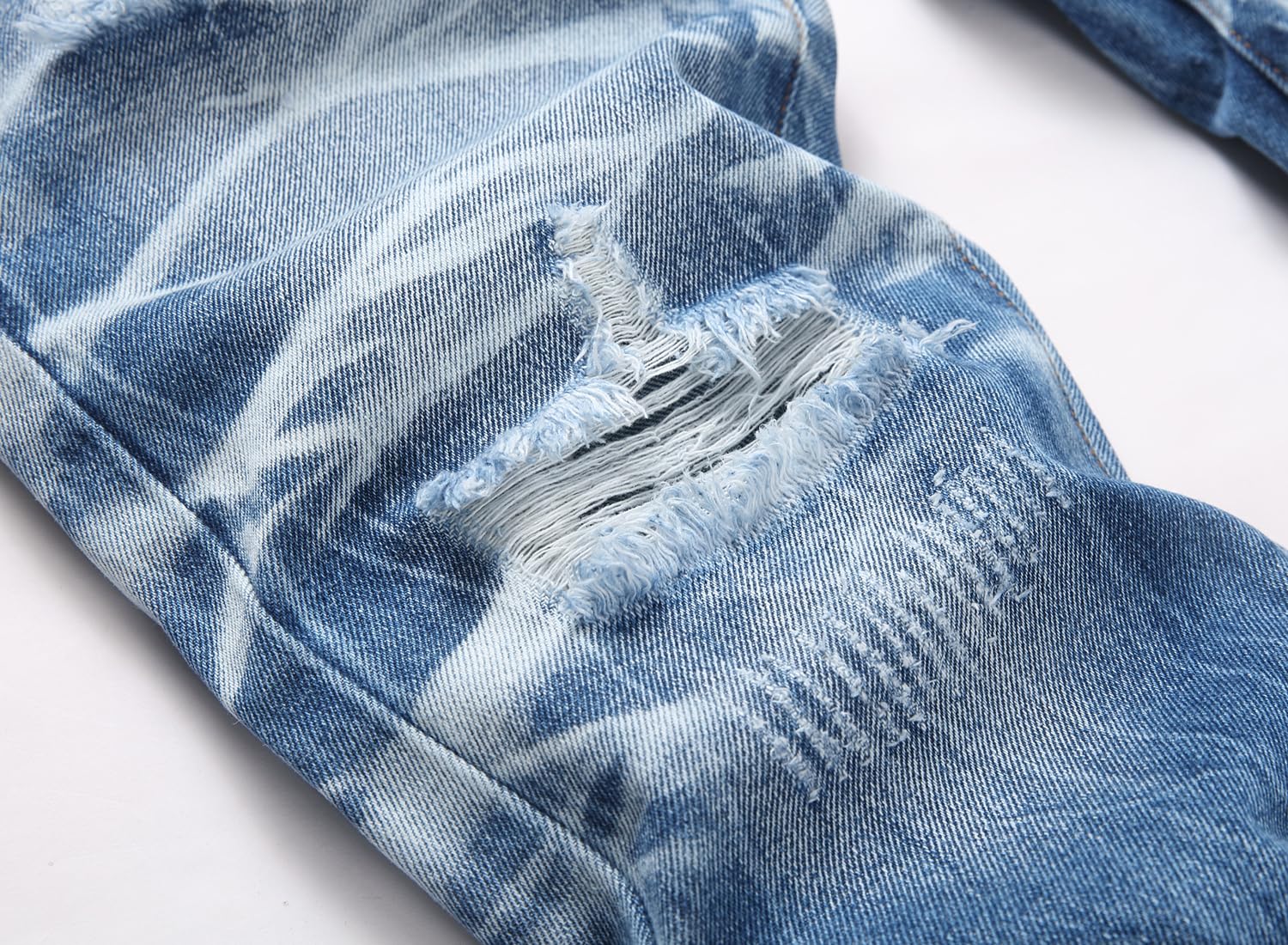 Men's Ripped Regular Straight Leg Fit Jeans